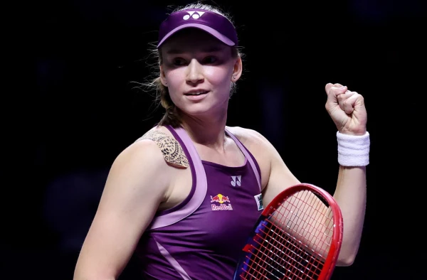 Elena Rybakina defeated Aryna Sabalenka in the final of the WTA Finals, earning a record $5,235,000 in one week