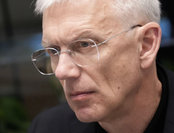 Former Prime Minister Karins defended the former head of the State Chancellery