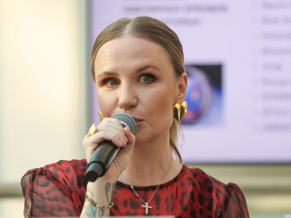 Ее имя при рождении - Валерия Игоревна Дудинская.