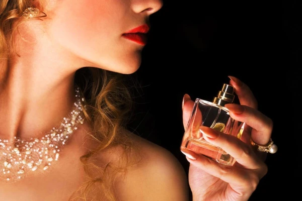 What Women’s Perfumes Men Dislike