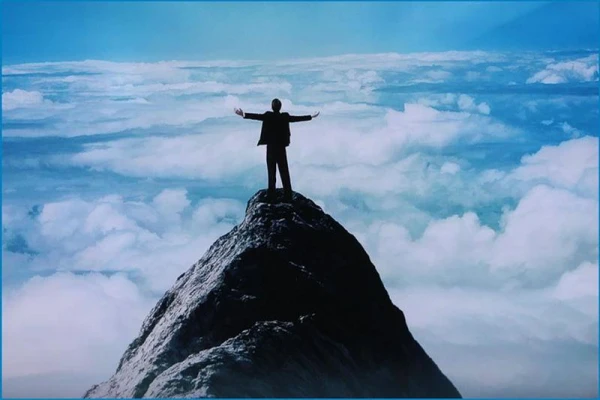 10 Habits That Help Strong People Avoid Mistakes