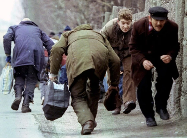 Ежедневные поиски пропитания в городе были смертельно опасны.