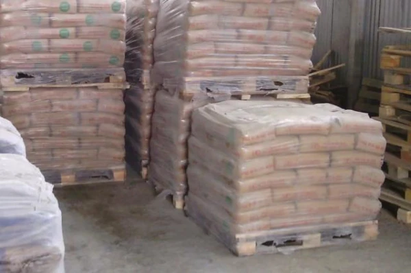 How to Properly Store Cement at the Cottage So It Doesn’t Spoil in Winter?