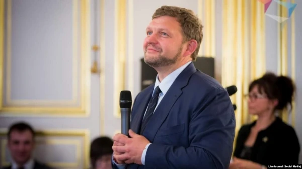 Господин Белых был единственным демократом на губернаторском посту.