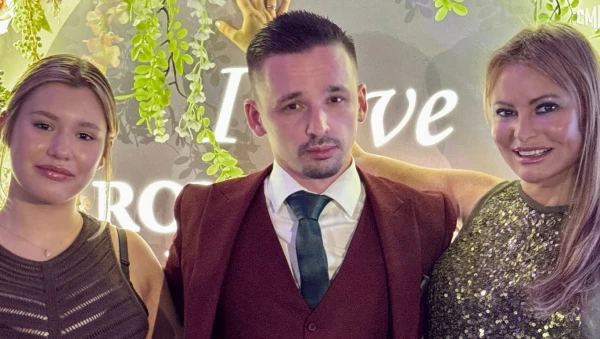 Артур расколол отношения мамы и дочки.