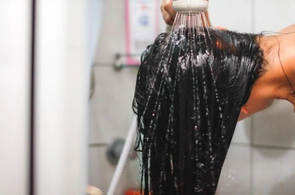 Is Washing Hair Upside Down Really Healthier?
