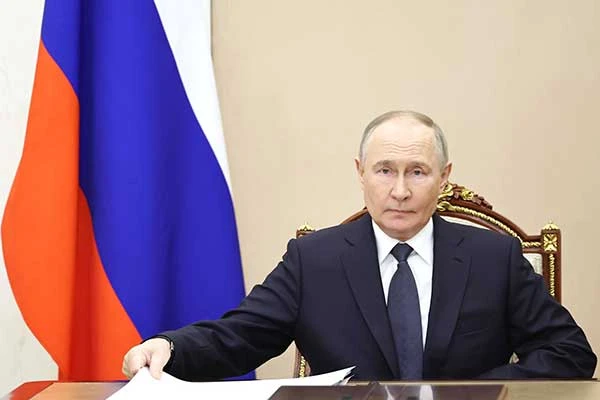 Putin to Participate in the Laying of the New Icebreaker 'Stalingrad'