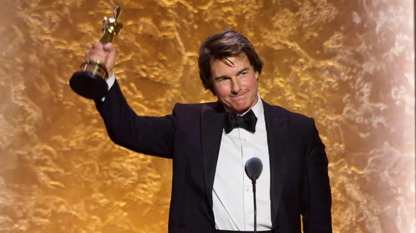 Tom Cruise Received an Honorary Oscar