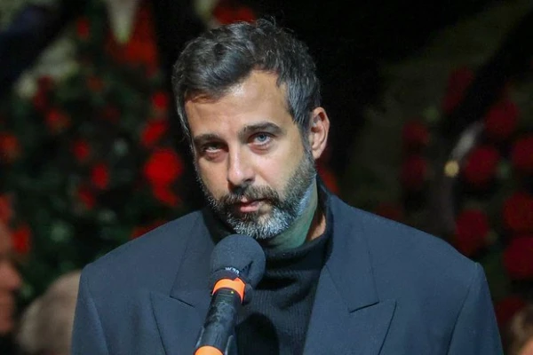 Enough! Urgant banned the audience from filming at his concert in Europe