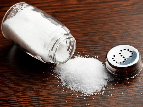 This Product Is a Must-Have in Your Kitchen: 10 Amazing Salt Hacks