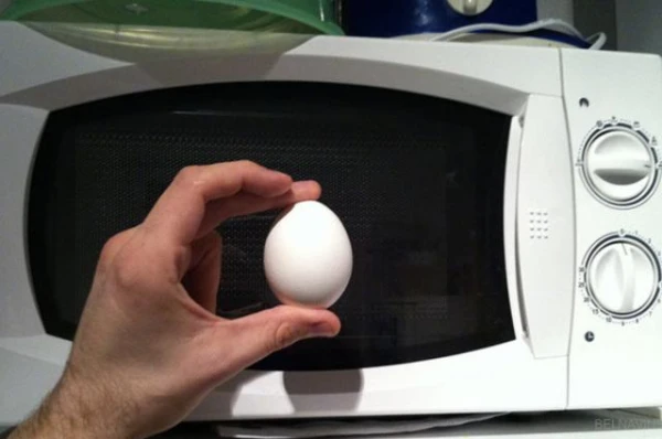 Can eggs cooked in a microwave explode after cooking?