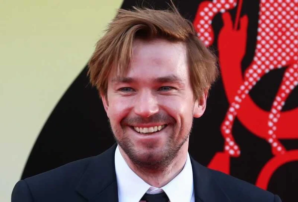 Alexander Petrov and Marina Alexandrov received the 'Actor of the Year' awards at the 'Kinoreporter' ceremony