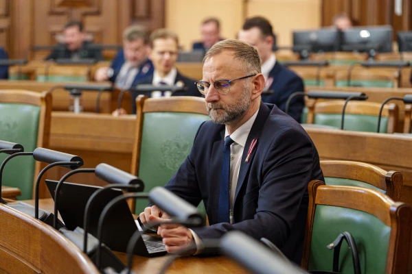 “You are a hole in a bagel!”: Saimā deputies criticized the minister with a heavy legacy for several hours