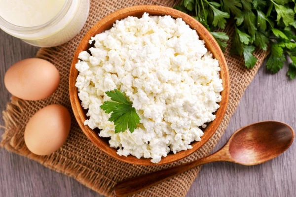Cottage Cheese: Who Should Avoid This Product and Why