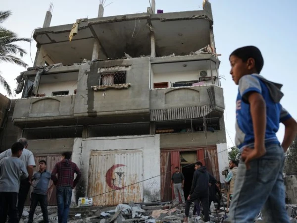 На руинах разрушенной Газы.