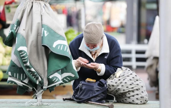 Europeans on the Brink of Poverty: How Much Do You Need to Earn to Avoid It?