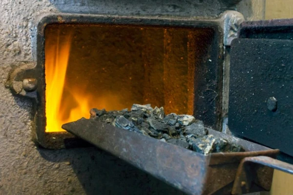 They urge not to burn waste in stoves — it harms health and the environment
