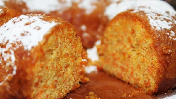 Horseshoe Cake: A Recipe for Luck and Flavor