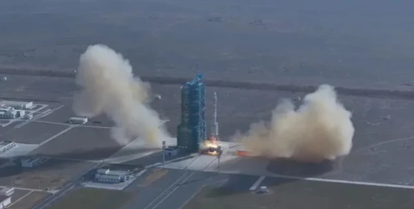 China Sends Rescue Mission to Orbit for Astronauts Stranded in Space