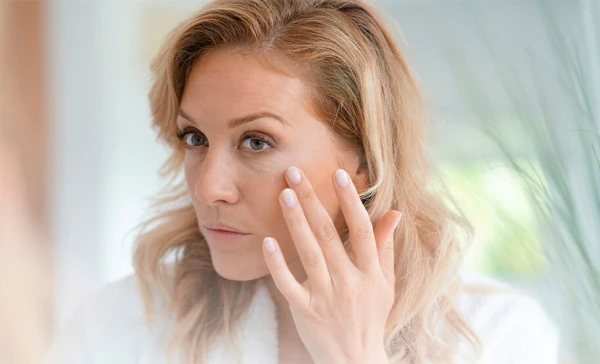 Three Important Skin Care Tips After 40 from Lady Gaga's Cosmetologist