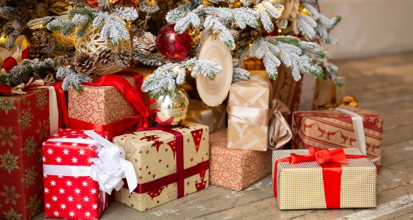 Perfect New Year Gifts by Zodiac Signs: How to Please Everyone