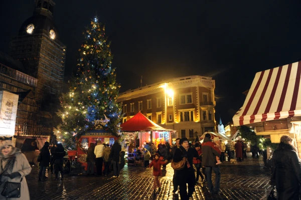 The Christmas Market Opens in Riga's Dome Square
