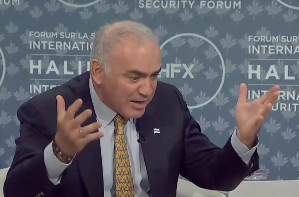 Will NATO shoot if Russian troops cross the border of Latvia? - Kasparov
