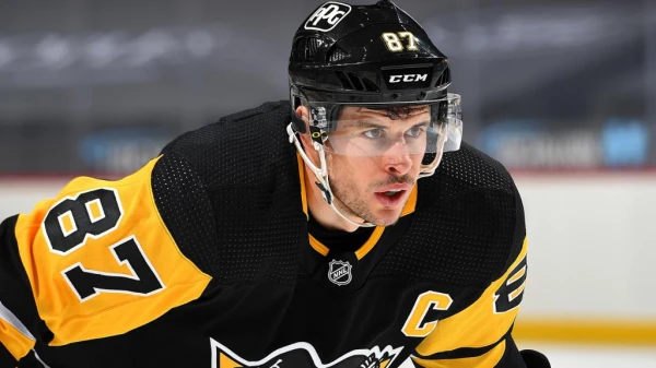 NHL. Sidney Crosby Approaches Gordie Howe's Record