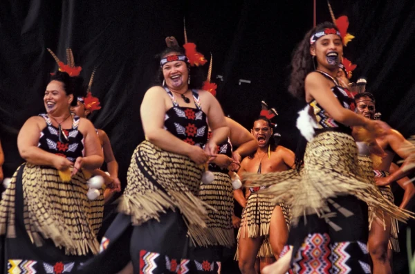 Боди-позитивные танцовщицы возрождают древнее искусство.