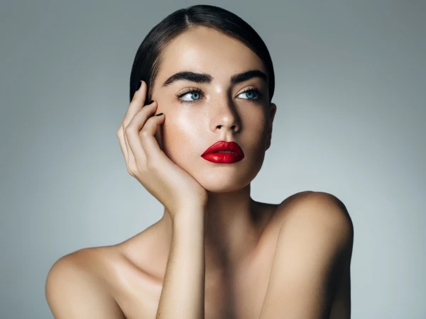 Is There a Beauty Privilege and Is It True That Success Depends on Appearance