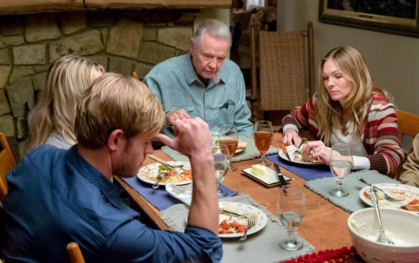 After 50, Choose Yourself: Which Relatives to Limit Communication With for the Sake of Peace