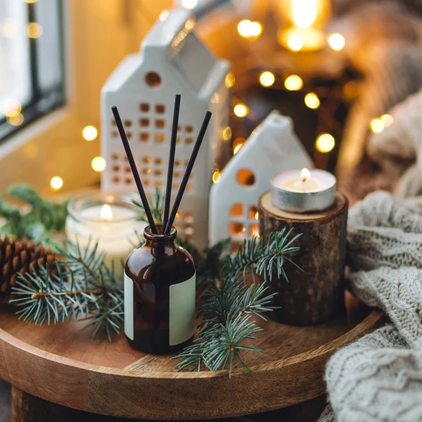 December Scents for the Body and Home That Smell of Comfort, Mandarins, and Spices
