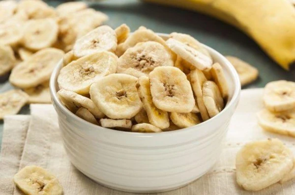 Methods of Drying Bananas at Home