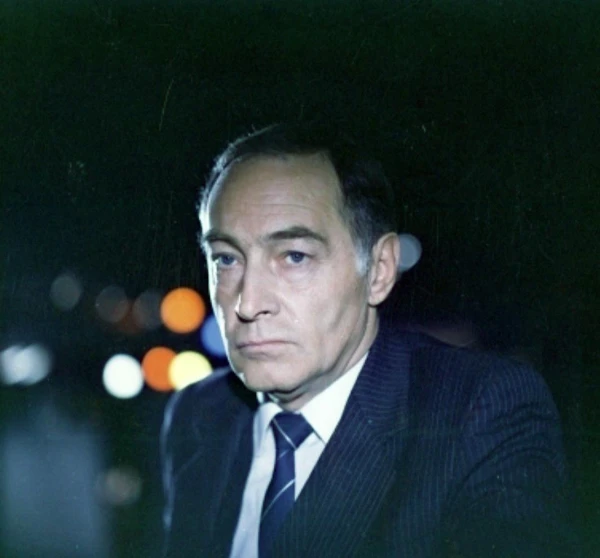 Культовый исполнитель советского экрана жил сложной личной жизнью.