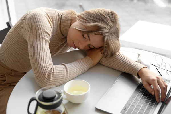Five Signs of Overfatigue: How to Notice in Time and Restore Your Energy