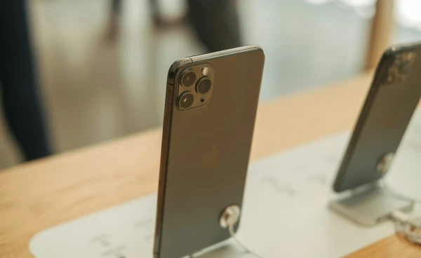Foldable iPhone Predicted to Fail