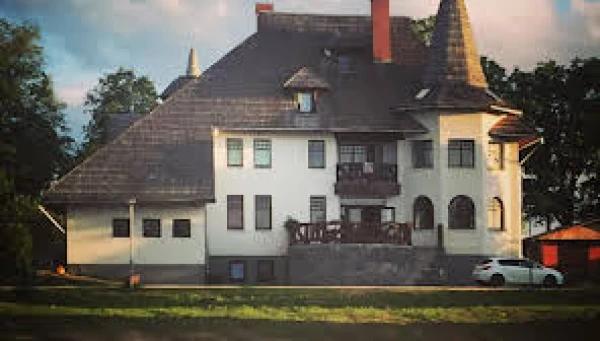 Patriots are outraged: the new occupiers, the Chinese, speak Russian instead of Latvian!