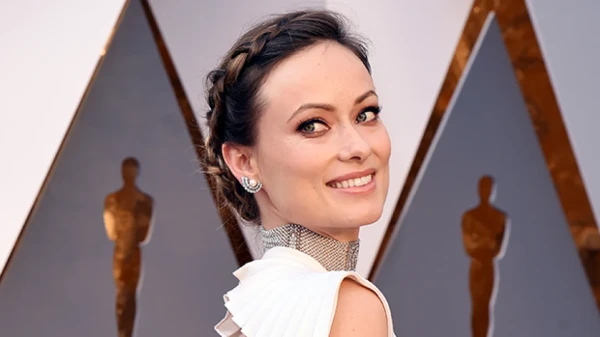 Olivia Wilde Unveils Holiday Pendant Created to Support Fire Victims in Los Angeles