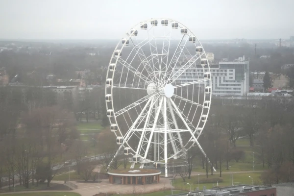 On Thursday, it will be rainy at times, with heavy rain in some areas