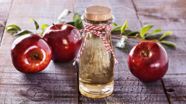 Apple Cider Vinegar: Health and Beauty in One Bottle