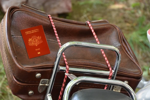 Deportation is not an option: Latvia wants to make disloyal citizens a 'parcel without an address'