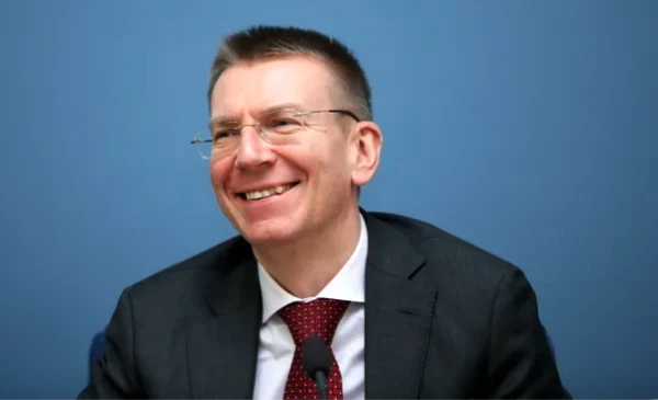 Rinkēvičs is going to Paris for a meeting with Macron