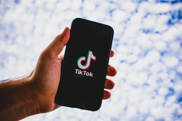 AI Flooded TikTok with Thousands of Pedophilic Photos