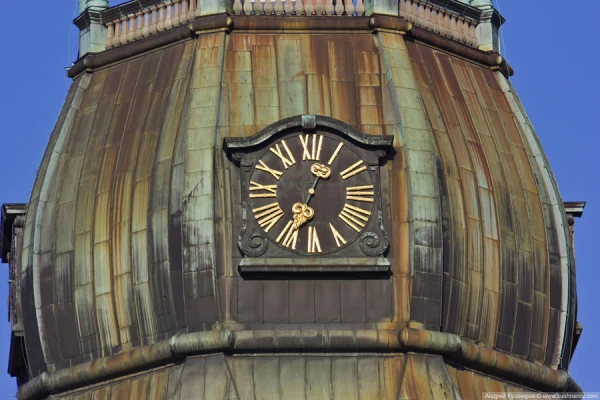 Once Again Accurate Time: The Clock at St. Peter's Cathedral in Riga Restored