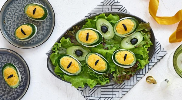 How to Surprise Guests at the New Year's Celebration: Table Ideas