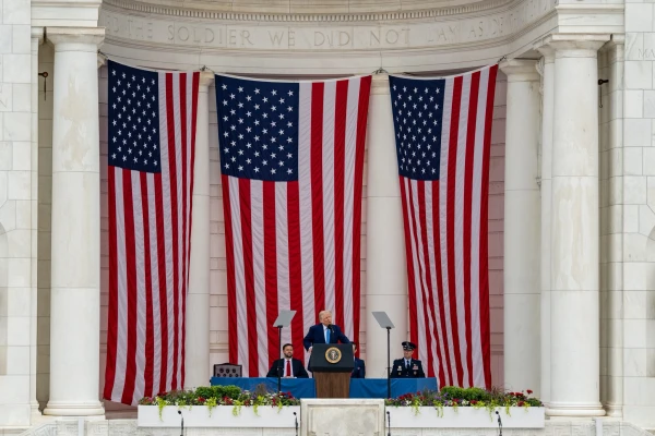 Trump Bans Entry to the U.S. for Citizens of Syria and Other Countries