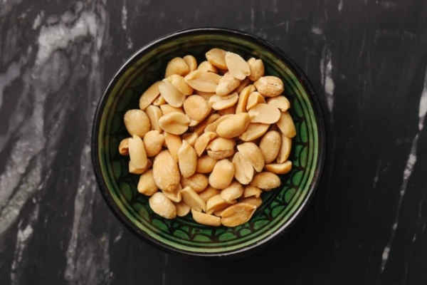 Regular peanuts showed an unexpected effect on the brains of older adults