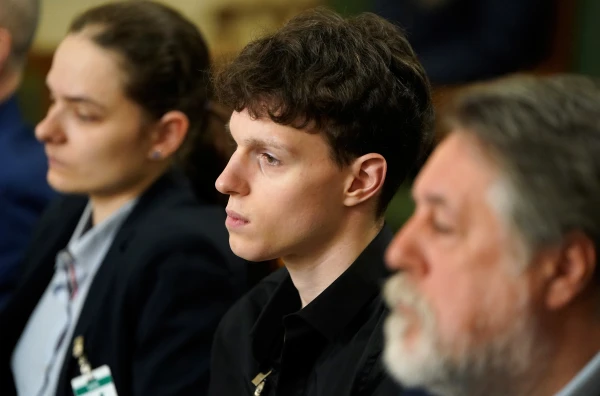 Figure Skater Kulish Granted Citizenship of Latvia