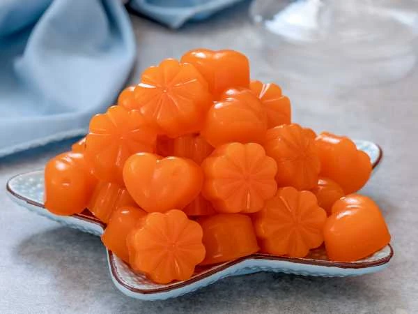 Exquisite Snack: Mandarin Marmalade for Cheese
