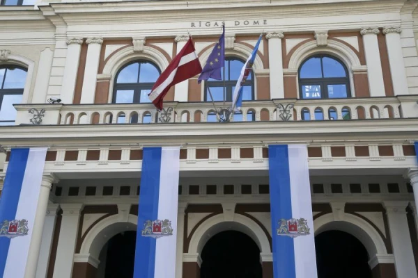 At the end of the year, the assessment of the work of the Riga City Council by residents improved, but it still remains negative